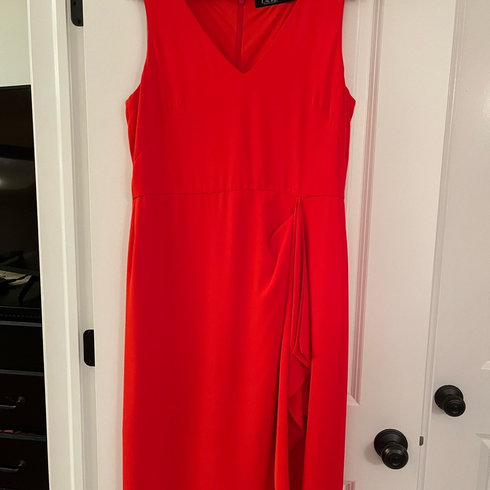 Elegant Red Sleeveless Dress